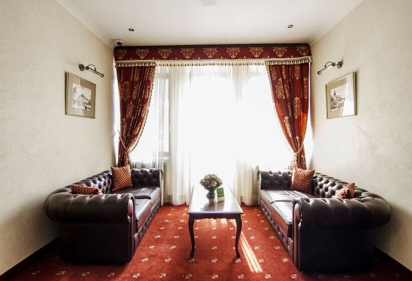 هتل Plaza Boutique