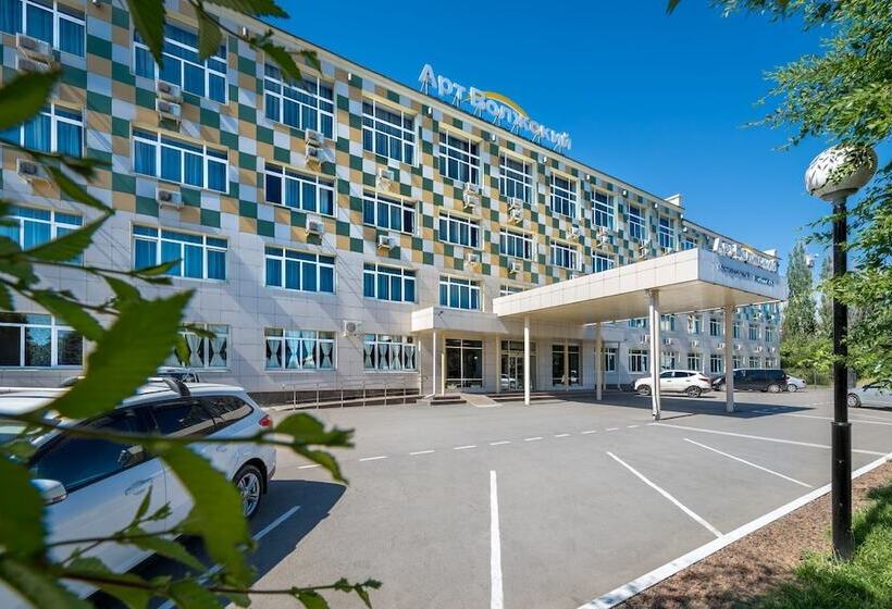 فندق аrt Volzhskiy