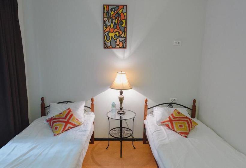 酒店 Safari Hostel