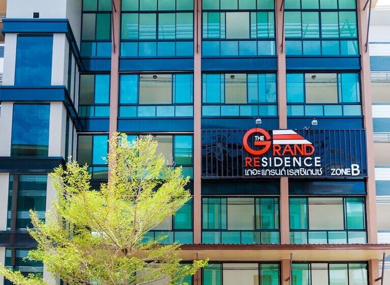ホテル The Grand Residence