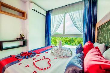 هتل The Jasmine Nai Harn Beach Resort And Spa
