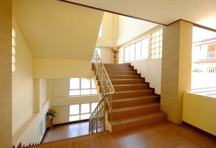 ホテル The Muk Lagoon