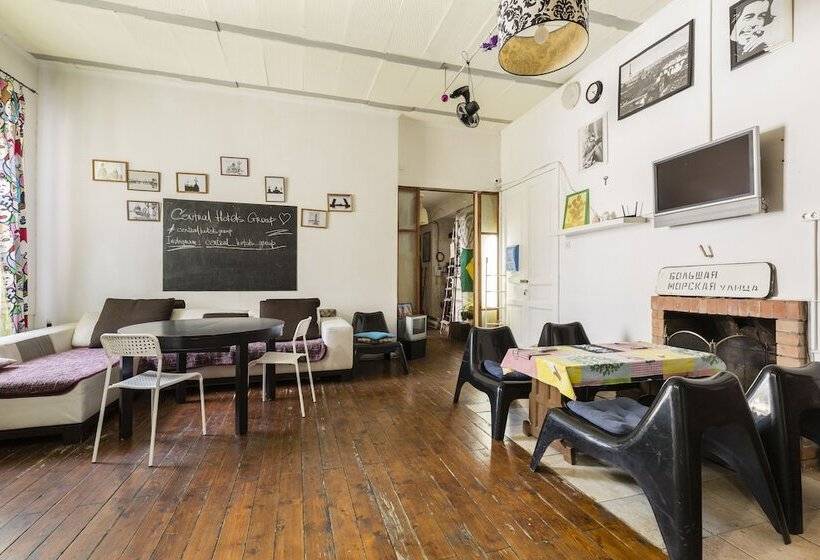 ホテル Mir Na Nevskom