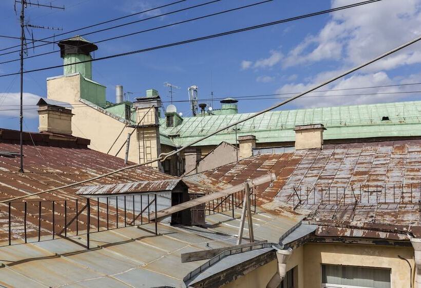 ホテル Mir Na Nevskom