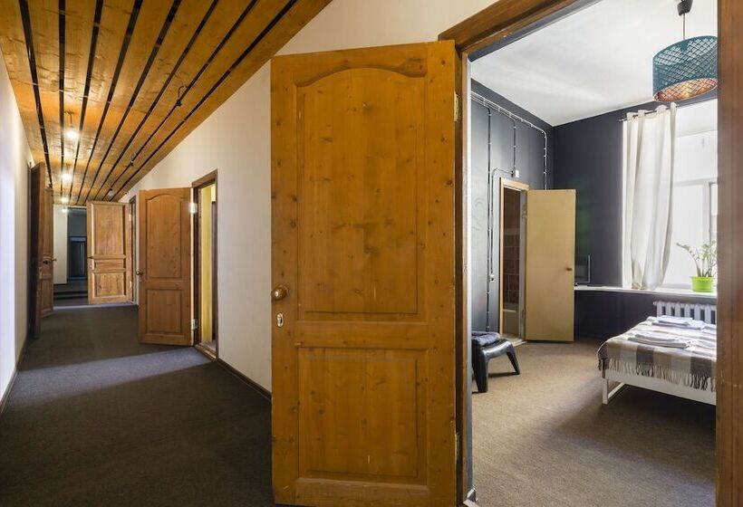 ホテル Mir Na Nevskom