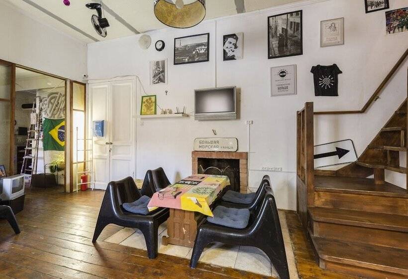 ホテル Mir Na Nevskom