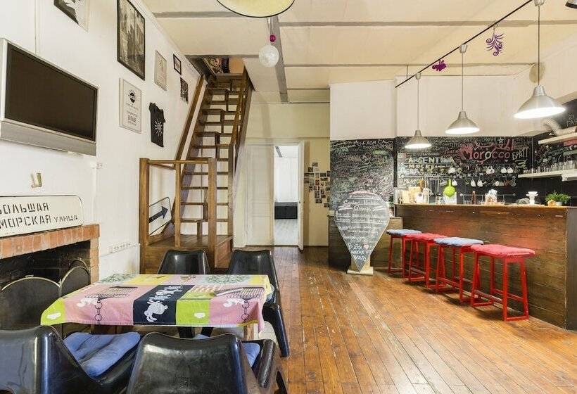 ホテル Mir Na Nevskom