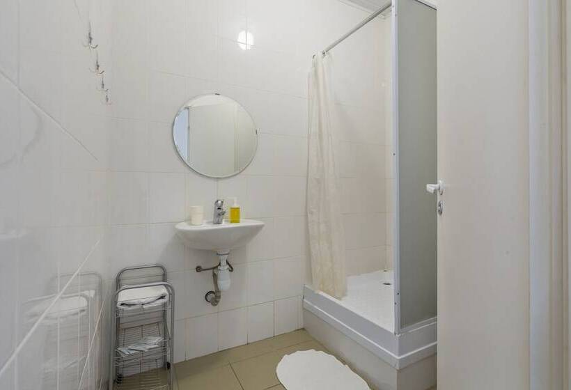 ホテル Mir Na Nevskom