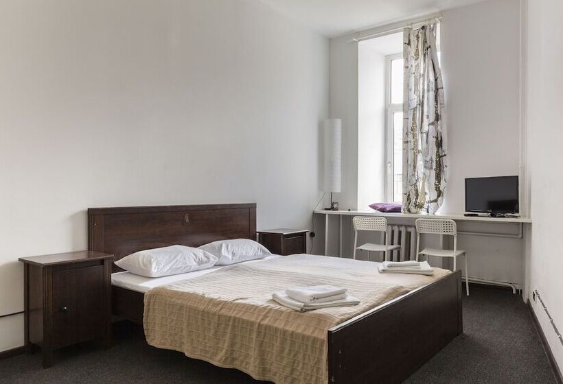 ホテル Mir Na Nevskom