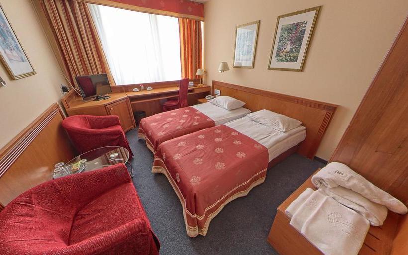 هتل Tygyn Darkhan