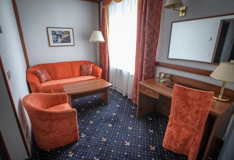 هتل Tygyn Darkhan