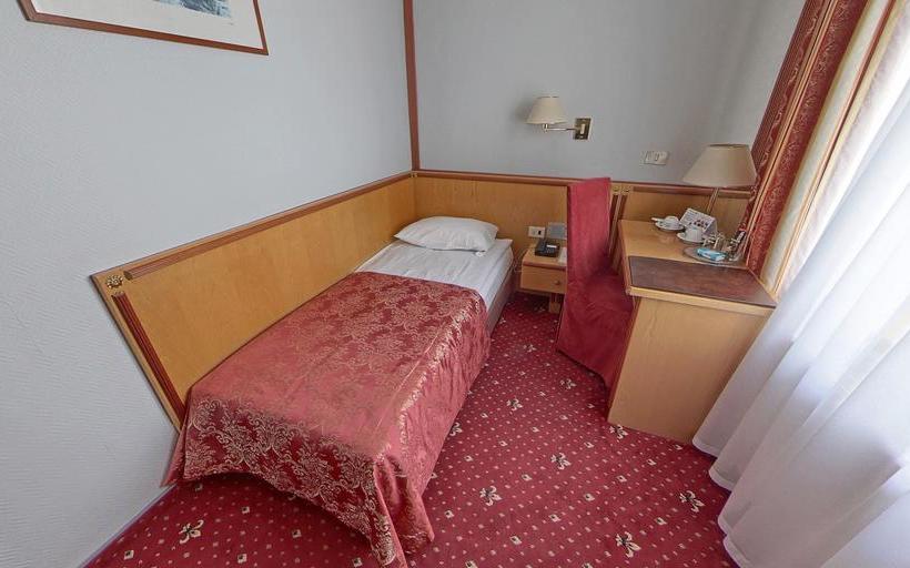 هتل Tygyn Darkhan