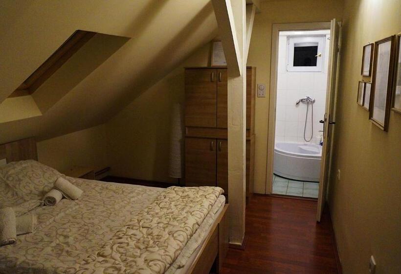 هتل Ugostiteljski Objekat Karibo