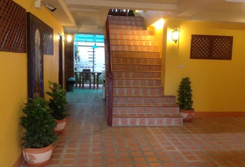 בית מלון כפרי Yellow Tique