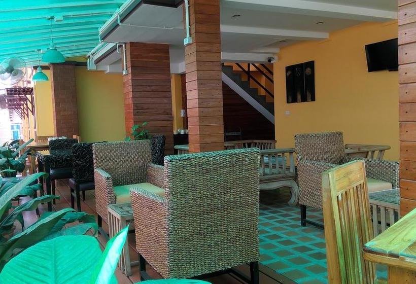 בית מלון כפרי Yellow Tique