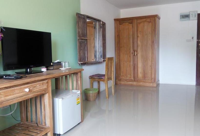 בית מלון כפרי Yellow Tique