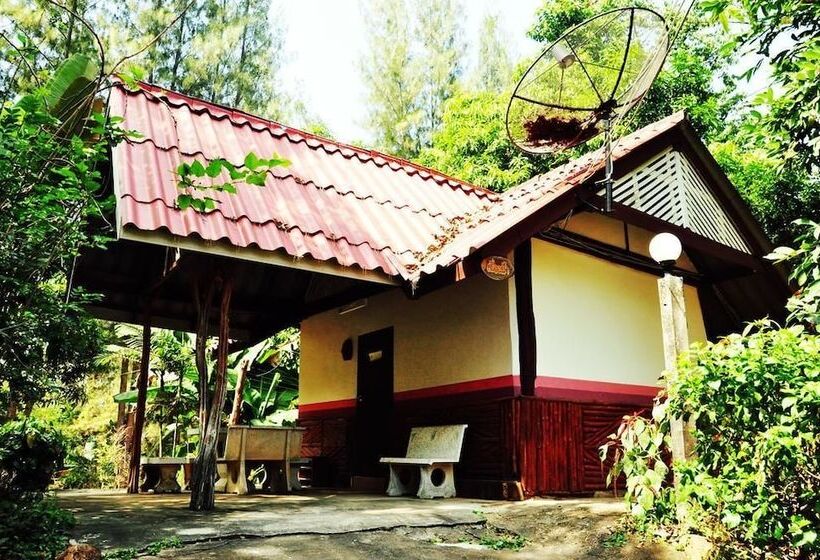 Kaengkrachan Riverside Resort