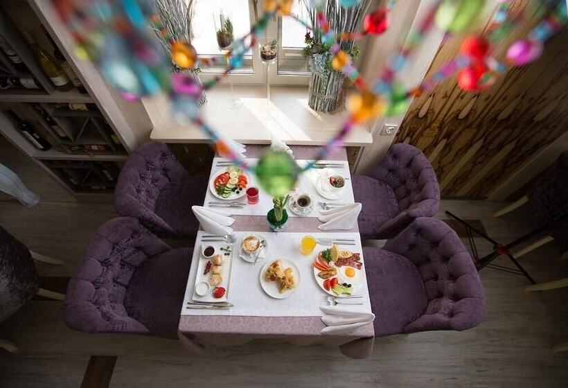 Kamarooms Business Hotel & Spa