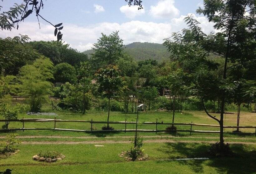 리조트 Pai River Corner