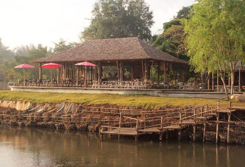 리조트 Pai River Corner