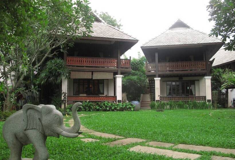 리조트 Pai River Corner