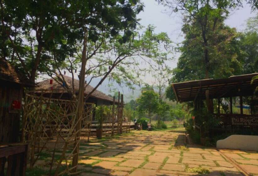 리조트 Pai River Corner