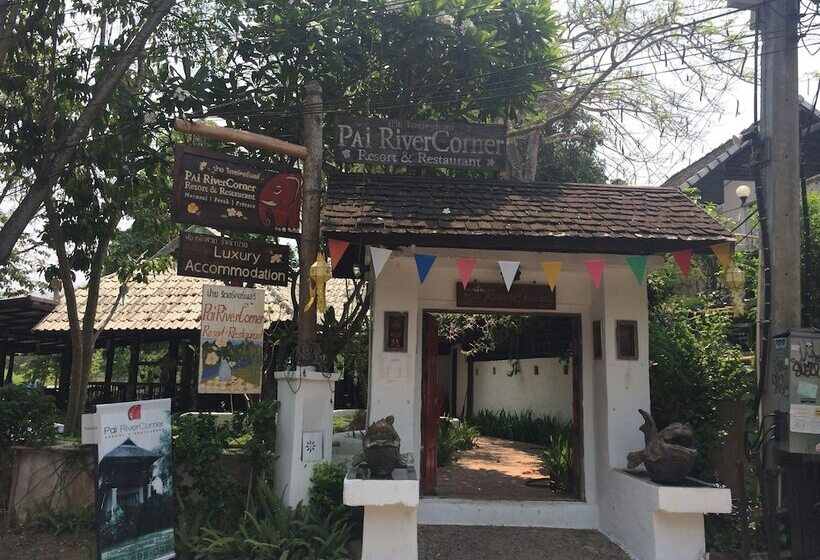 리조트 Pai River Corner