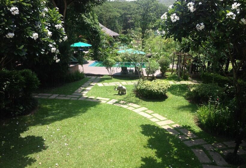 리조트 Pai River Corner