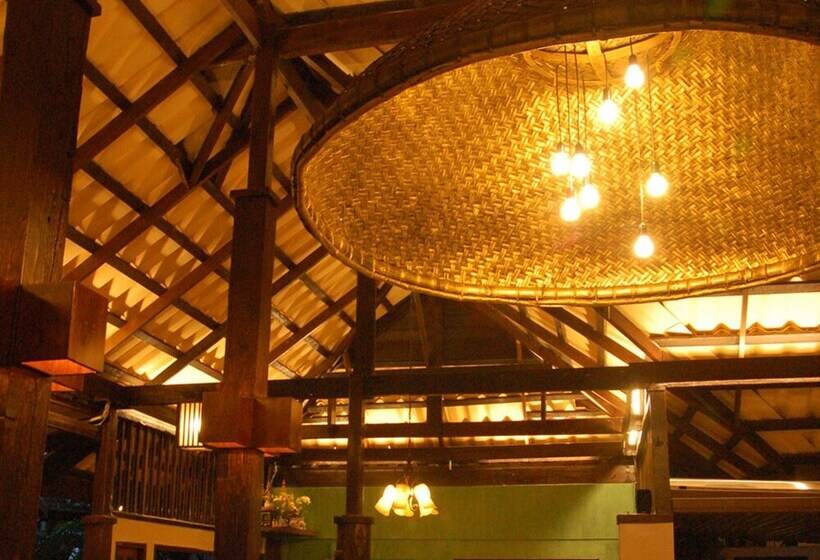 리조트 Pai River Corner