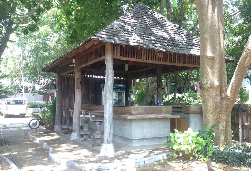 리조트 Pai River Corner