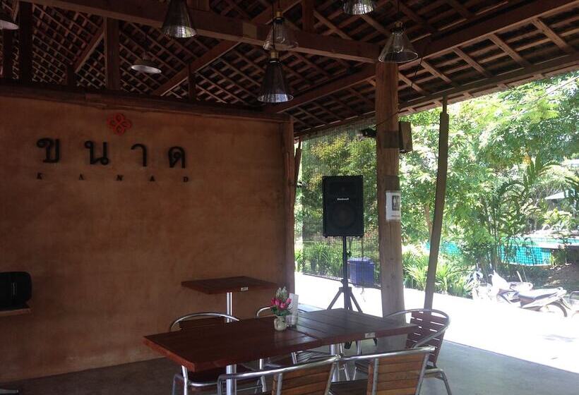 리조트 Pai River Corner