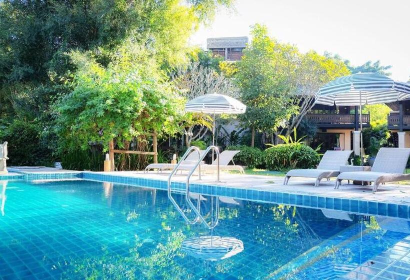 리조트 Pai River Corner