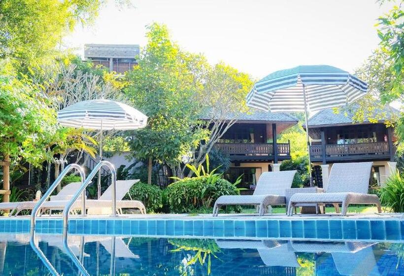 리조트 Pai River Corner