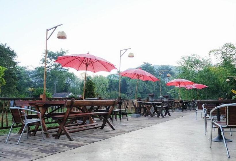 리조트 Pai River Corner