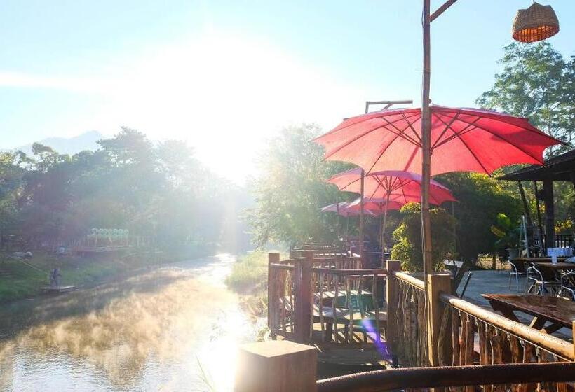 리조트 Pai River Corner