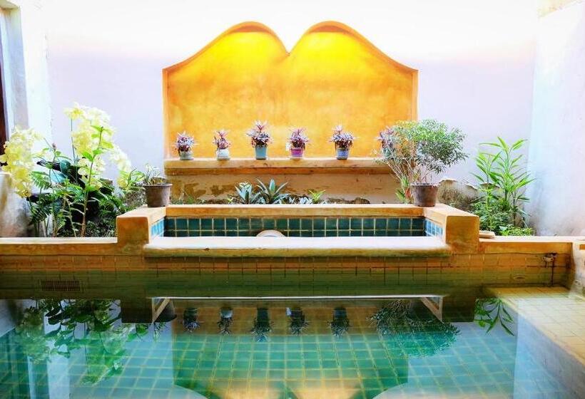 리조트 Pai River Corner