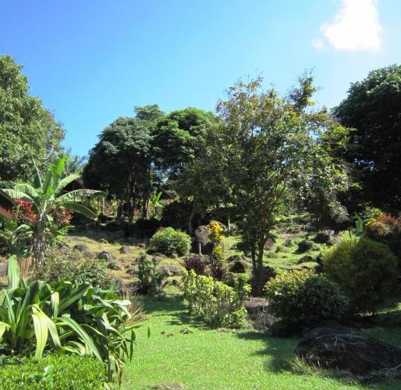 Phanom Bencha Mountain Resort