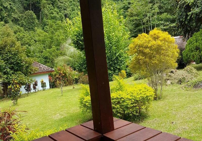 Phanom Bencha Mountain Resort