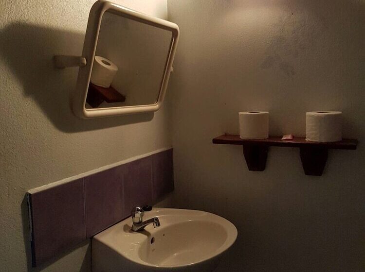 Phanom Bencha Mountain Resort