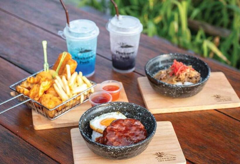 Phukaew Resort & Adventure Park