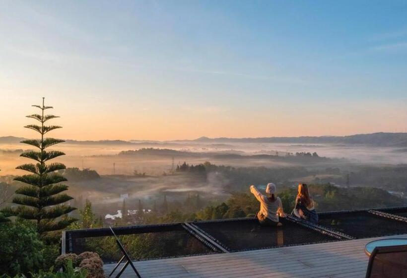 Phukaew Resort & Adventure Park