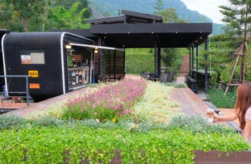 Phukaew Resort & Adventure Park