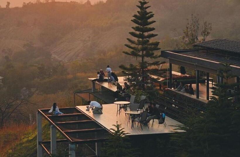 Phukaew Resort & Adventure Park