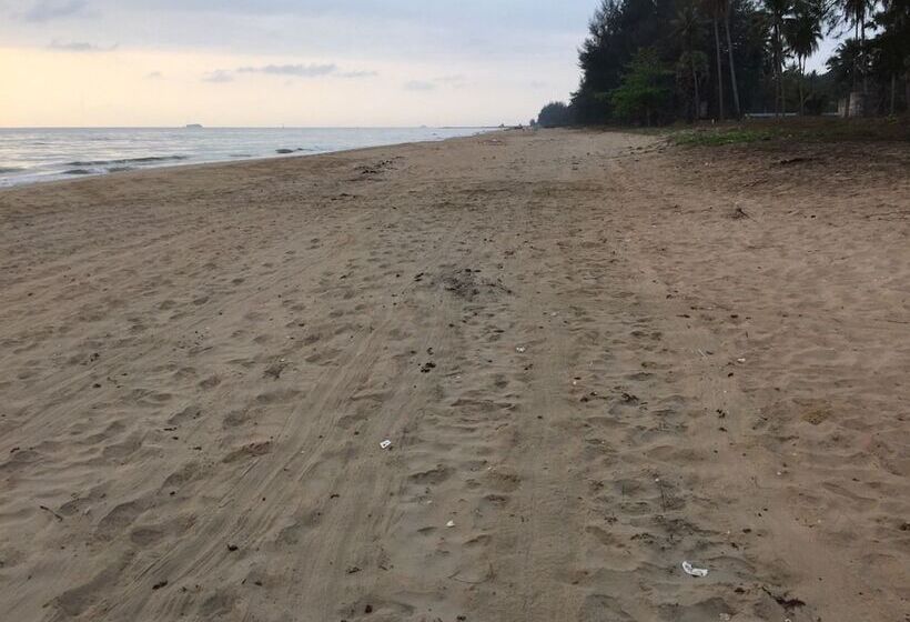 Курорт Blue Beach Bungalow