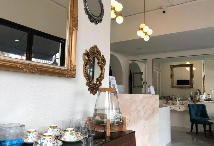 אתר נופש La Riva Boutique