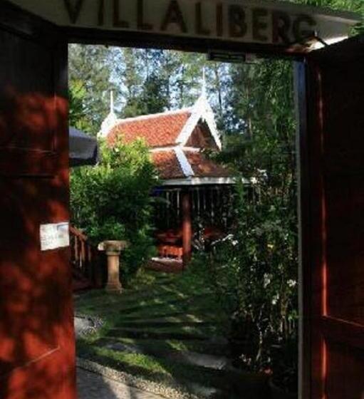 استراحتگاه Seapines & Liberg