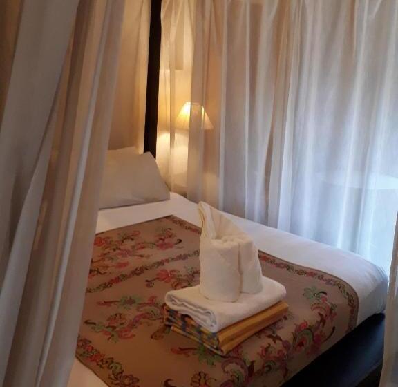 渡假胜地  Seapines & Liberg