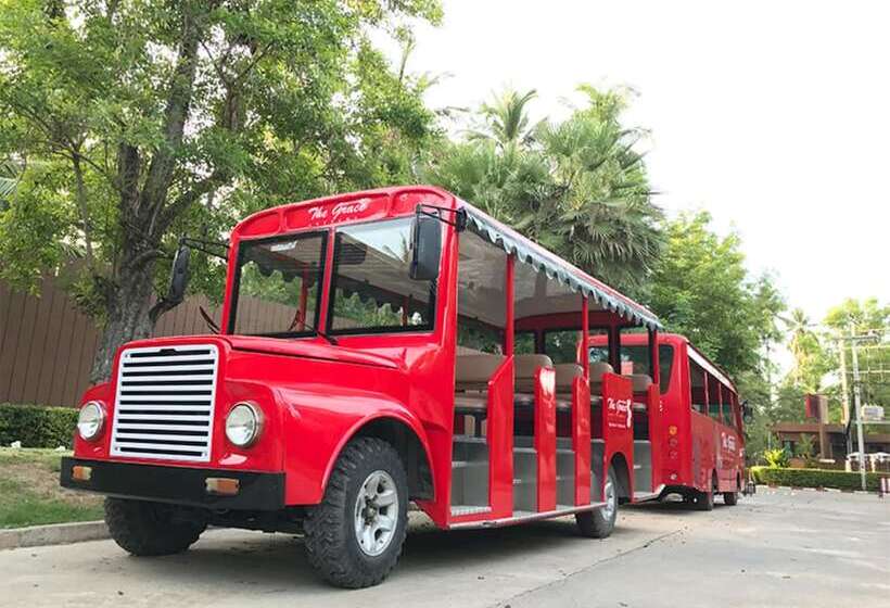 Курорт The Grace Amphawa