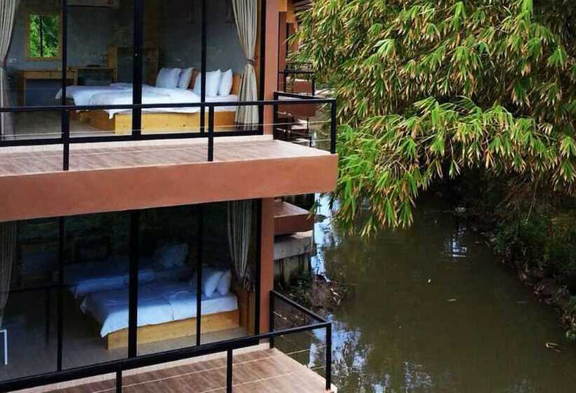 Курорт The Grace Amphawa