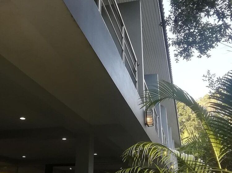 Курорт The Theatre Villa